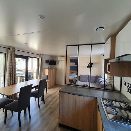 Bahiana Hotel Сен-Жулиен-ан-Борн Екстериор снимка