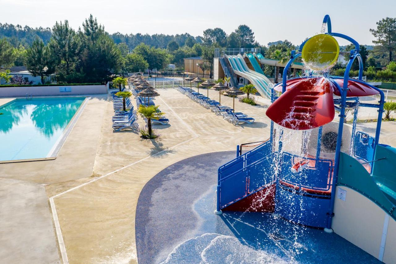 Bahiana Hotel Сен-Жулиен-ан-Борн Екстериор снимка
